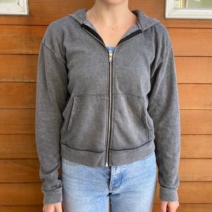 BRANDY MELVILLE ZIP UP SWEATSHIRT